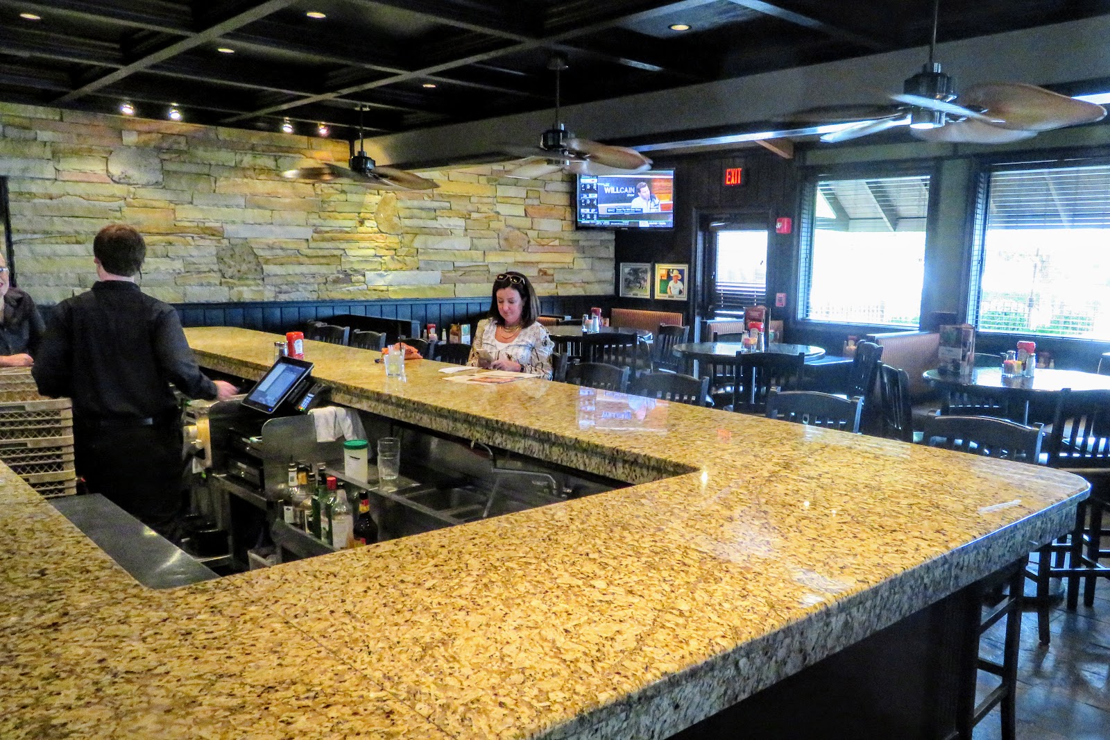 Big Daddy Dave: Cheddars – Knoxville Tennessee