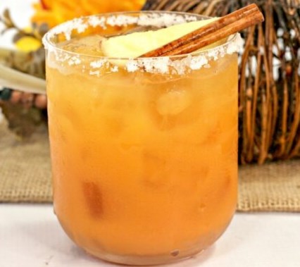 Thanksgiving Margarita Recipe #drinks #cocktails Thanksgiving Margarita Recipe #drinks #cocktails