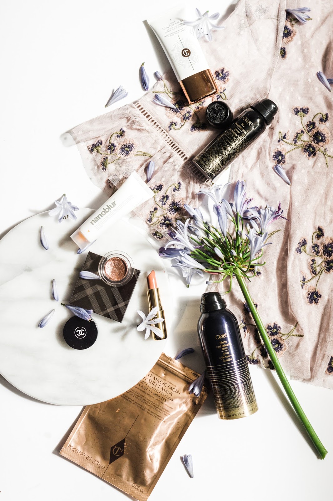 beauty-lifestyle-flatlay-photography-date-night-essentials