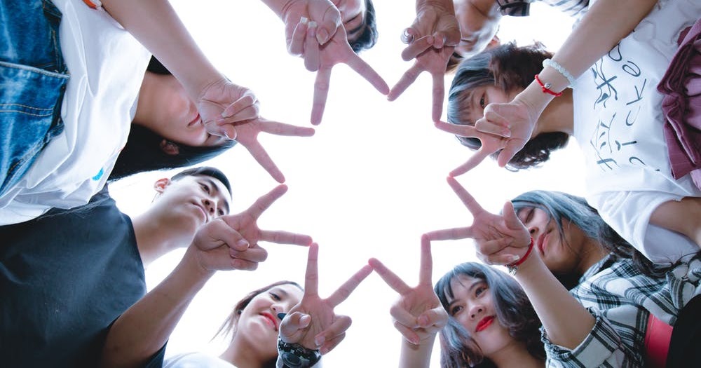 Makna Lagu Laskar Pelangi Bait Sastra