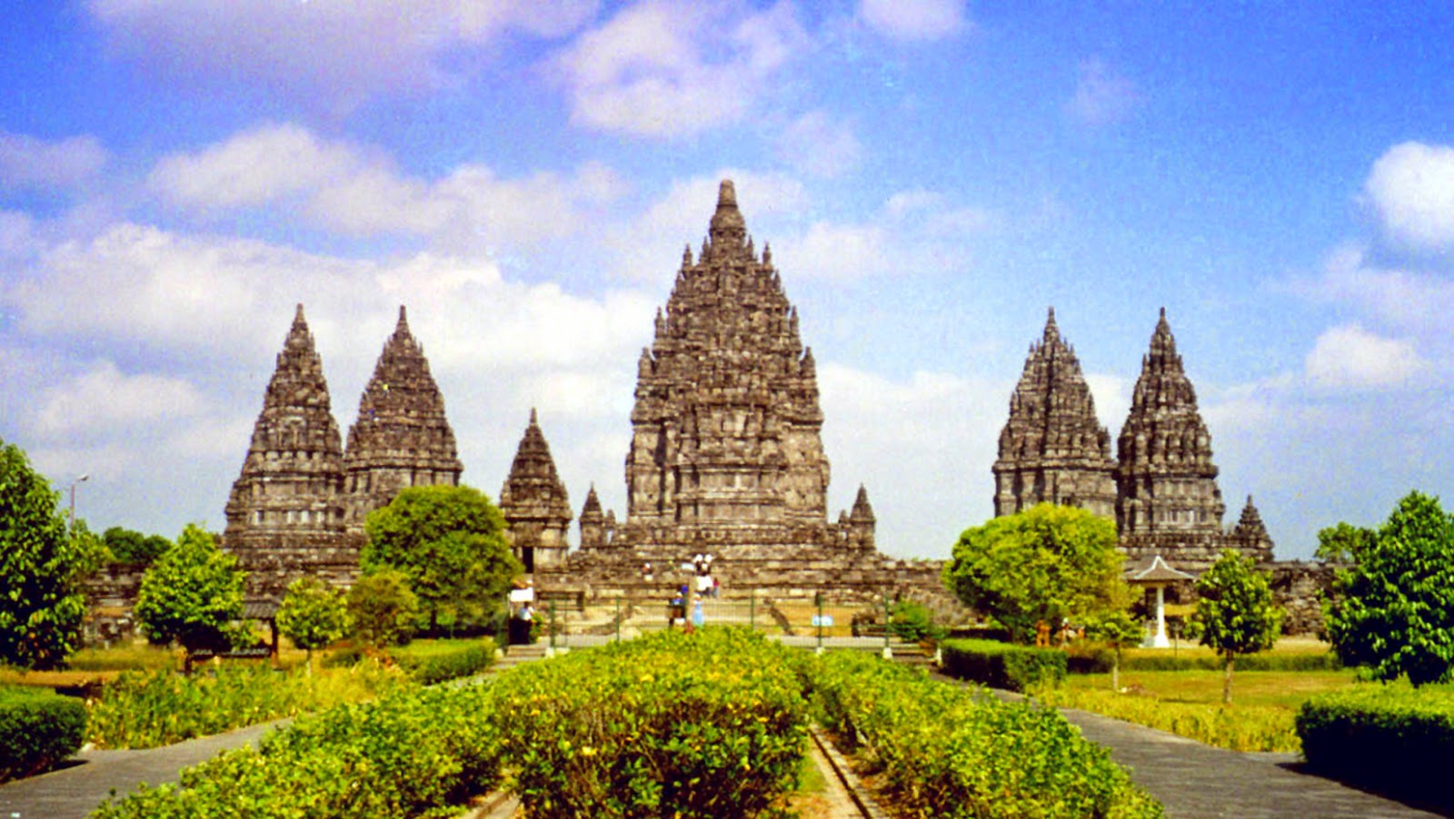 Obyek Wisata Candi Prambanan Yogyakarta Wiki Gambar Tempat