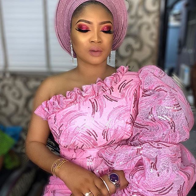 Aso ebi Styles 2019: for Occasion