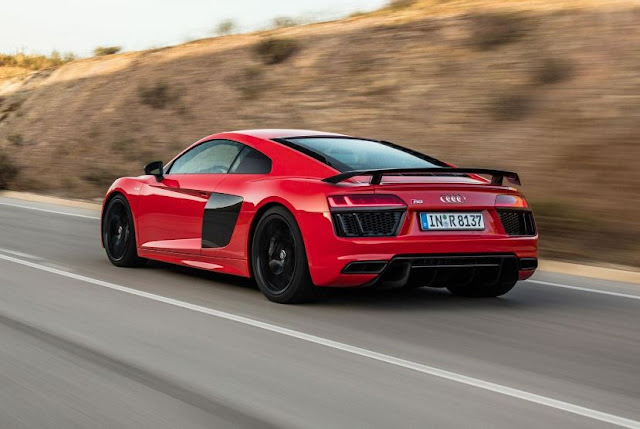2017 AUDI R8 V10 PLUS 2017 AUDI R8 V10 PLUS