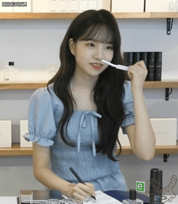 유리유리한 조유리
