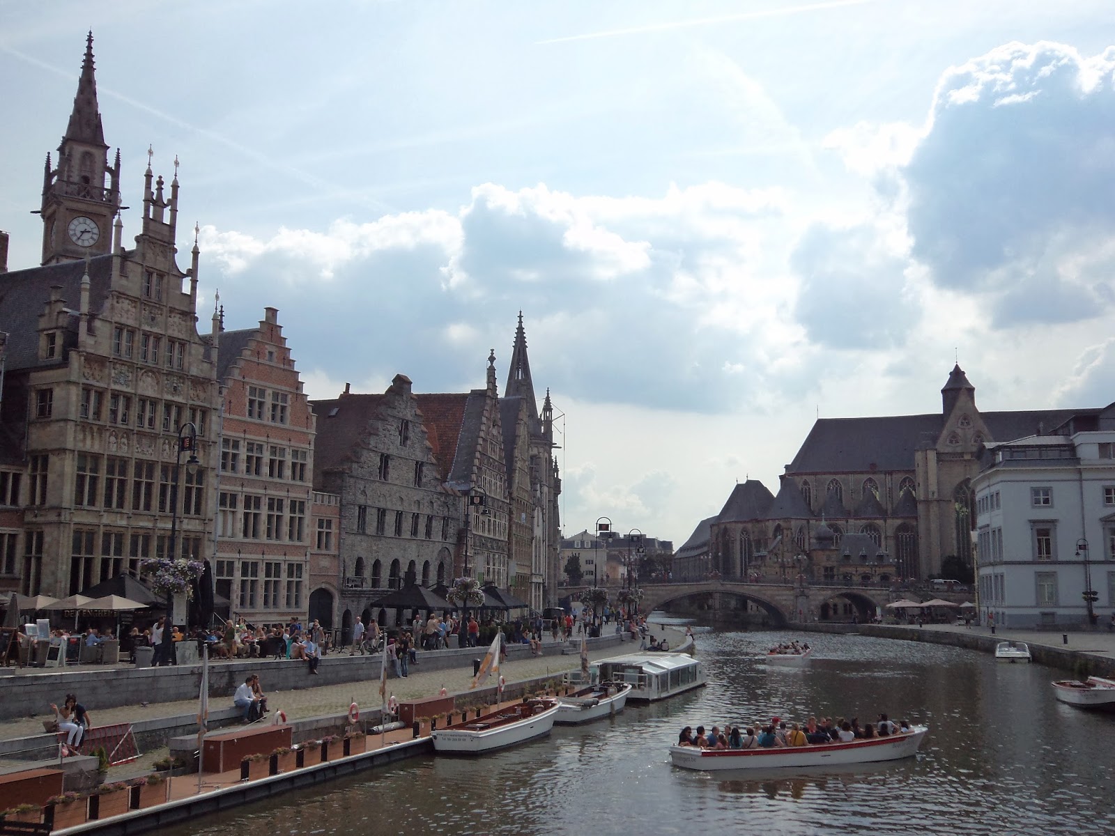 Hasta el borde De paseo por Flandes