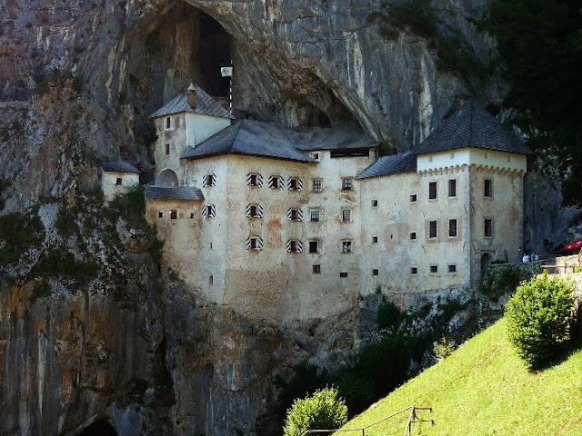 castello di predjama