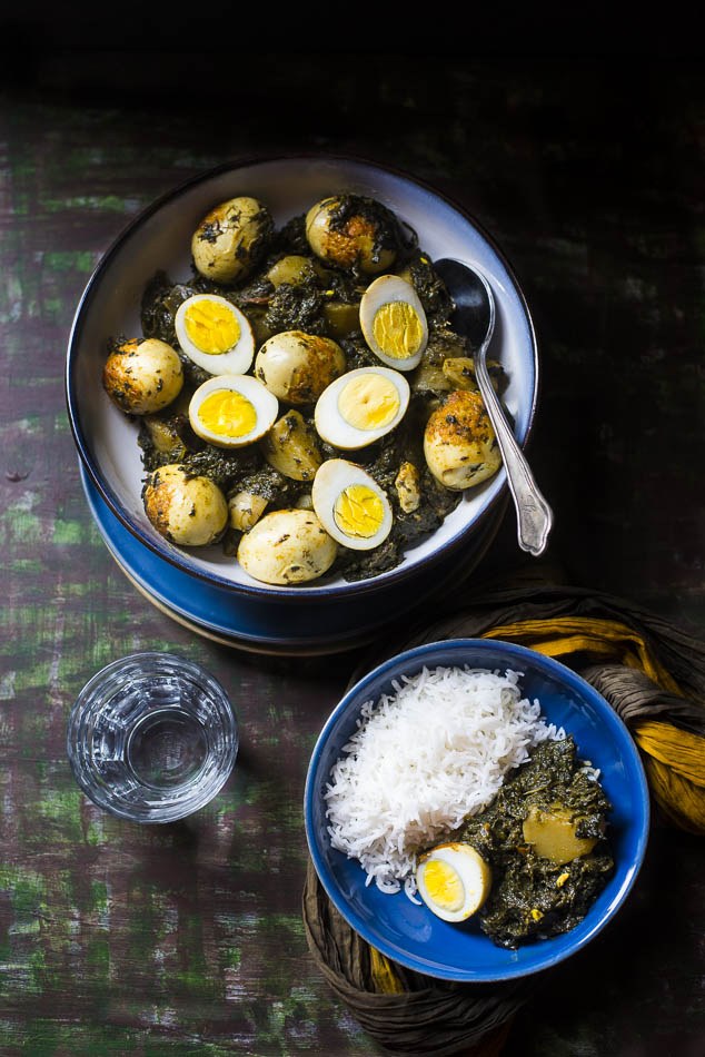 Mix and Stir Spinach and Egg Curry ( Anda Palak )