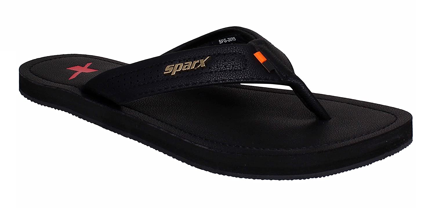sparx chappal white