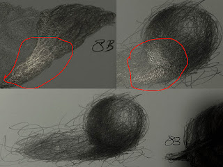 Efek minyak akan terlihat pada goresan pensil grafit ketika dilihat dari sudut tertentu.
