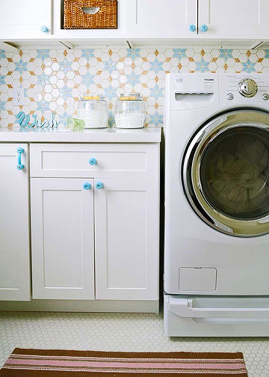 HOLLYWOOD CAPE COD the Laundry Room