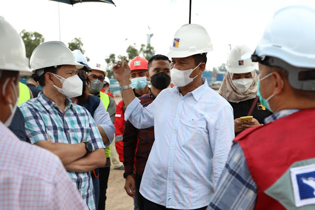 Rudi Bersama Dewan Pengawas BP Batam Tinjau Proyek Pelabuhan Batu Ampar