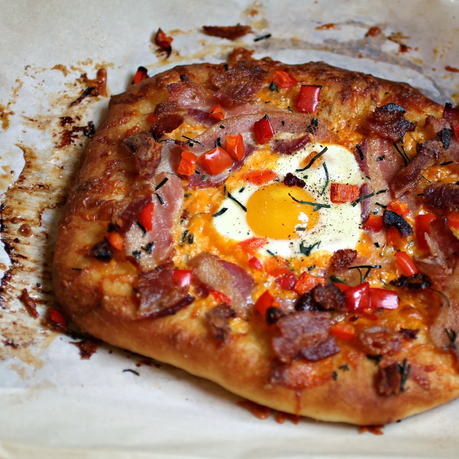 Hungry Couple Bacon, Egg & Cheese Breakfast Pizza