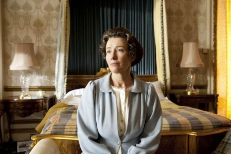 Tweedland The Gentlemen S Club Michael Fagan Born 8 August 1948 Is A British Man Who Broke Into Buckingham Palace And Entered Queen Elizabeth Ii S Bedroom In 1982 Video Preview Playhouse Presents