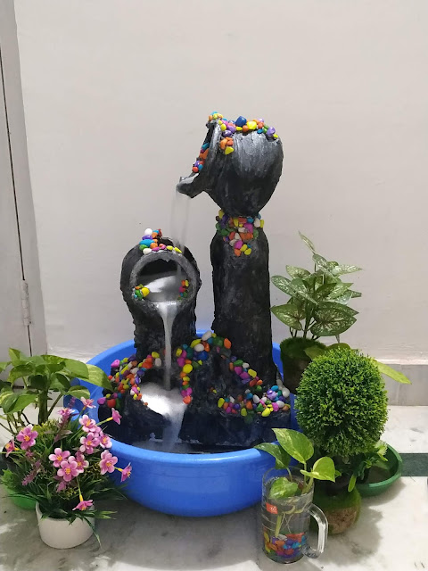 Hand made water fountain fro home decoration with household products
