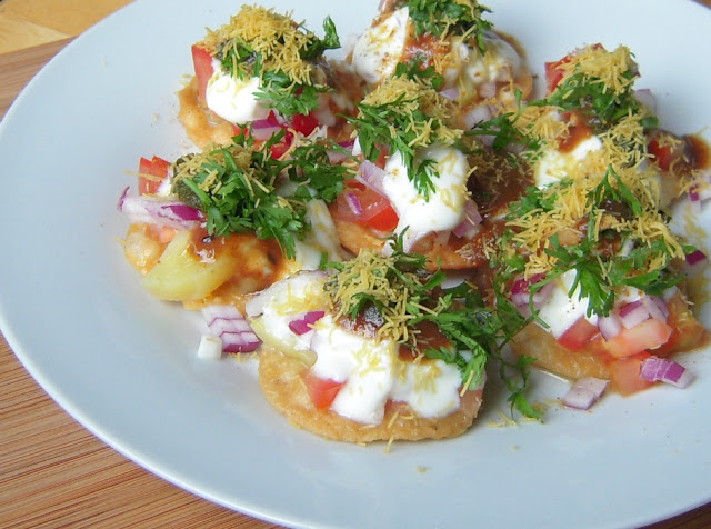 Papdi Chaat is one of the famous Indian street foods. Papdi Chaat Recipe | How to make Papdi Chaat at home