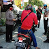 Forkopimcam Sambi Peringati HUT RI Dengan Bagi Masker Gratis