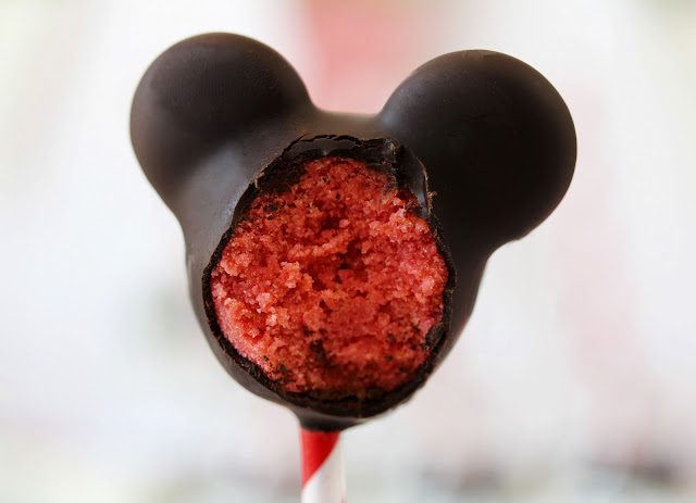 Mickey Mouse cakepops