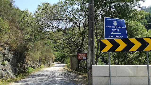 Entrada para a Zona Fluvial de cavez Entrada para a Zona Fluvial de cavez