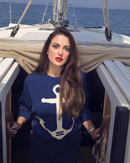 احدث صور الفنانه درة ، صور الفنانه درة بملابس خطيرة على البحر