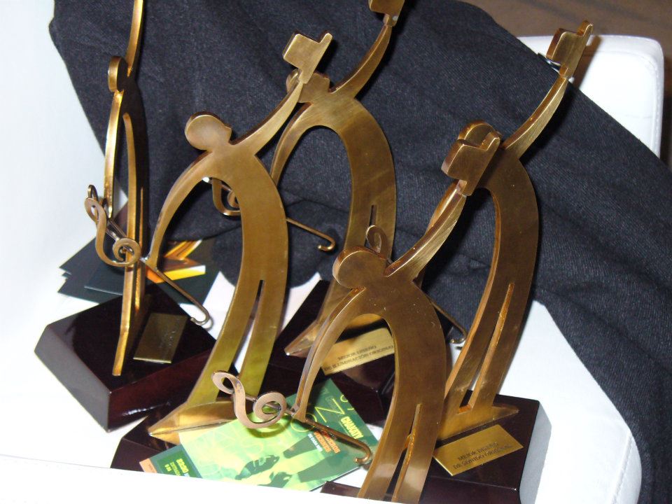 Adriana Sabatelli y la Actualidad PREMIOS HUGO AL TEATRO TODOS LOS