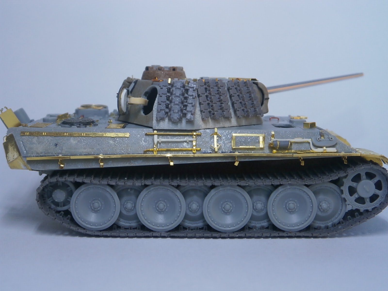 Hongrie 1945 diorama (Panther Ausf.G Late & Zundapp KS 750) P1011019