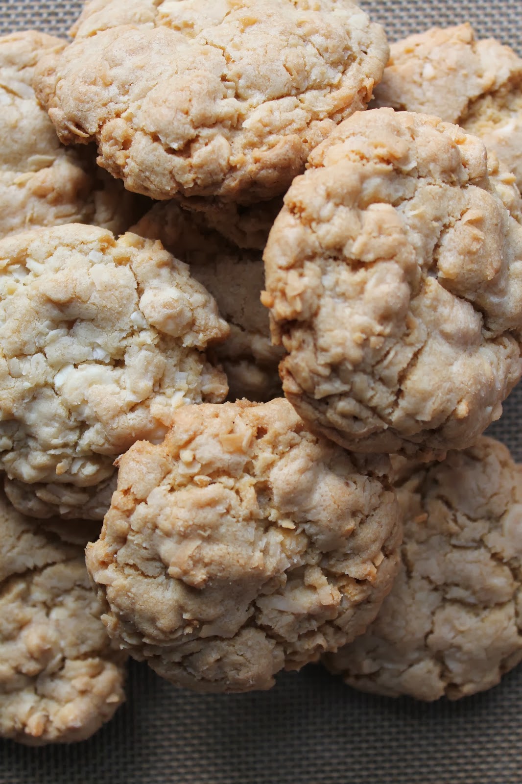 Life on Food White Chocolate Coconut Cookies