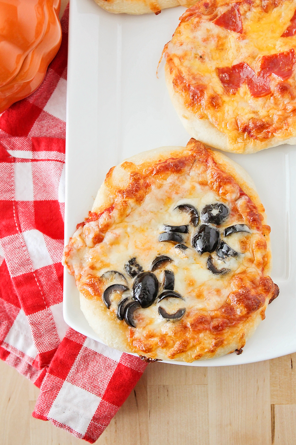 Easy Mini Pizza For Parties, Recipe