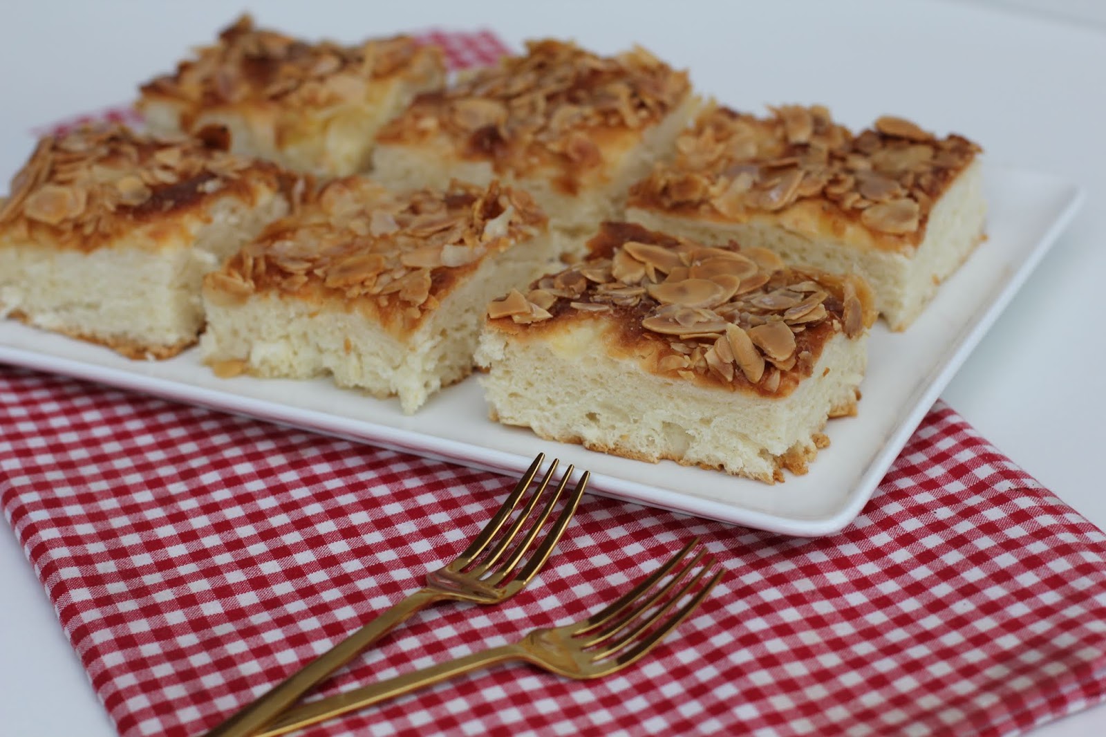 Butterkuchen aus Hefeteig