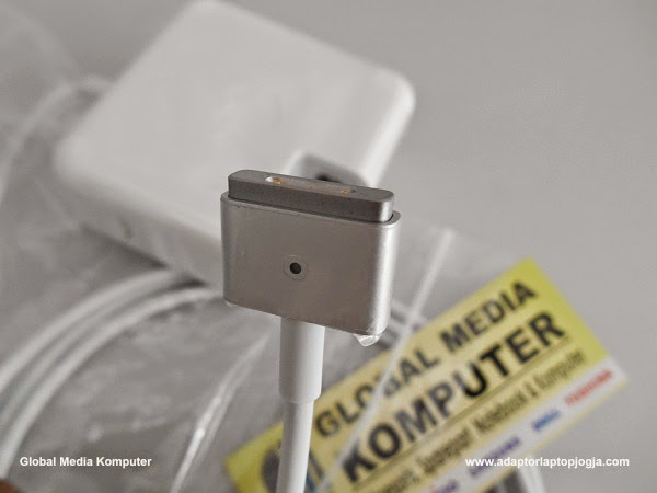 MAGSAFE автомобильный, 15w прозрачная. Диски Masafi r20. Подставка для MAGSAFE. Подставка MAGSAFE iphone. Magsafe айфон оригинал