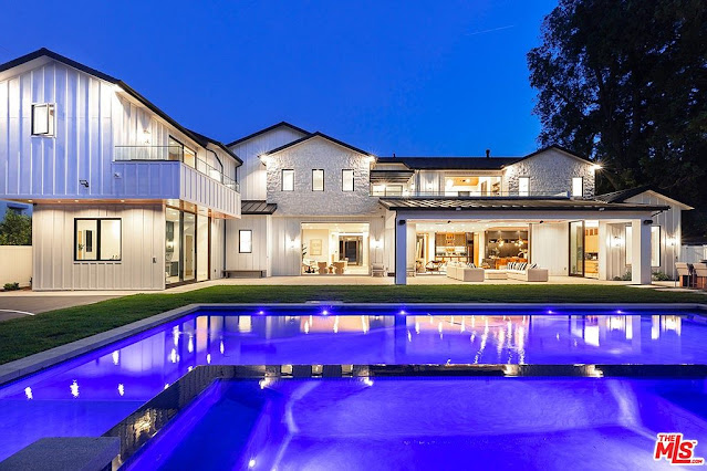 Newly Built 9,000 Square Foot Modern Farmhouse In Encino, CA | THE ...
