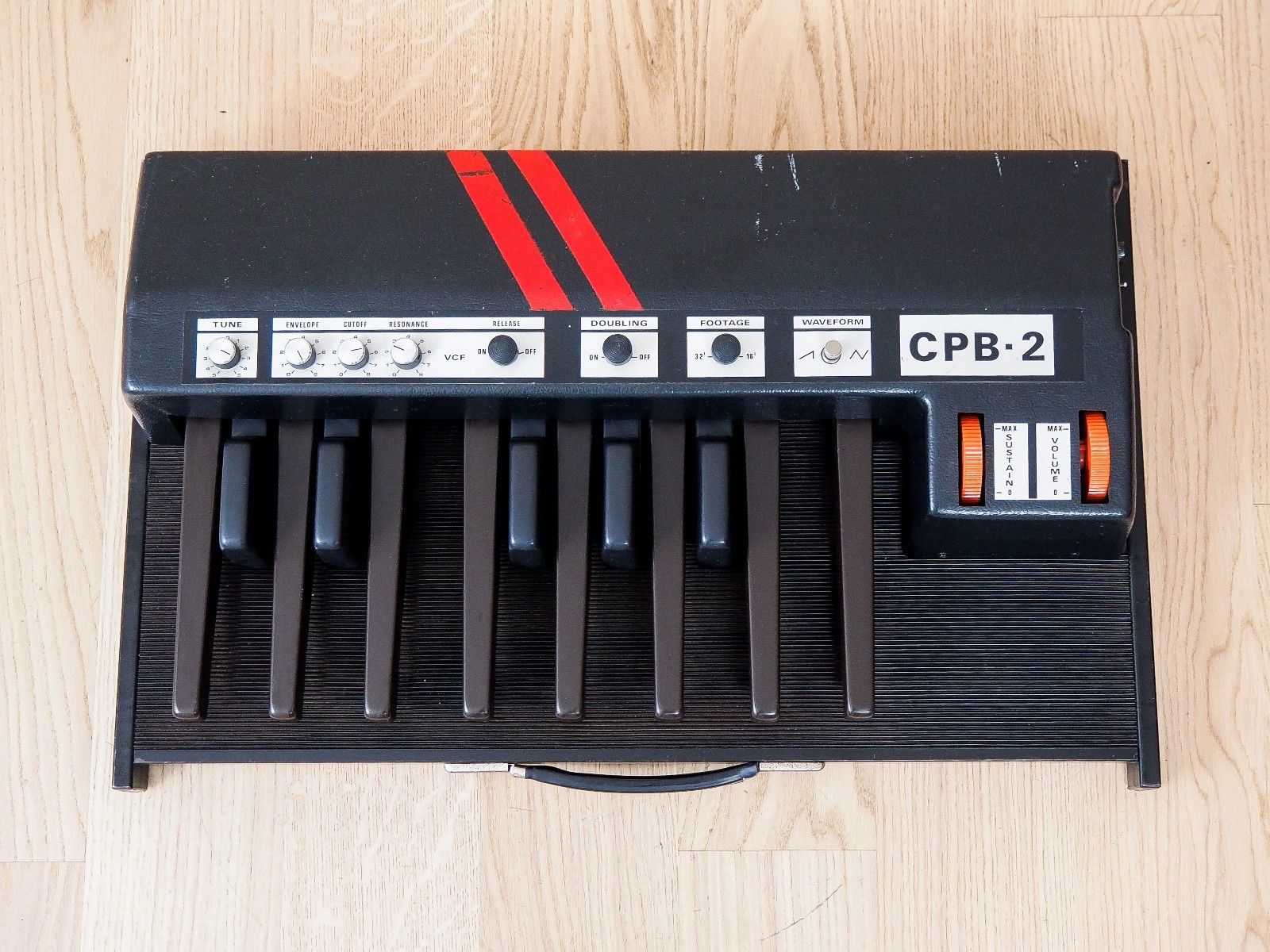 MATRIXSYNTH 1970s Crumar CPB2 Synthesizer Powered Bass Pedals