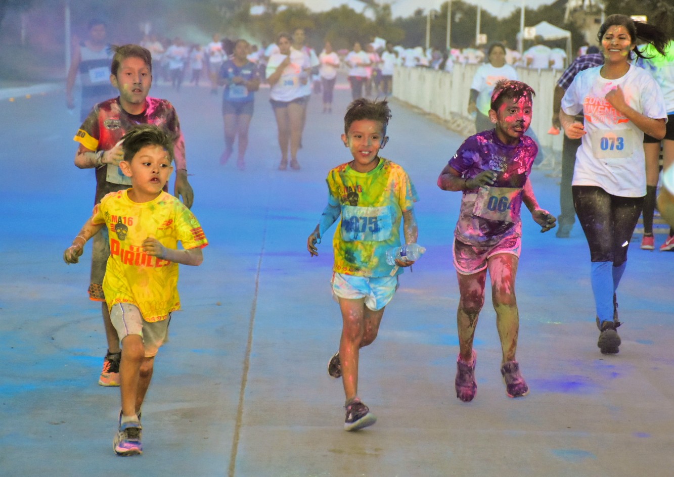 : Todo un éxito la carrera de colores Conecta Juventud 2019 en  Aguascalientes