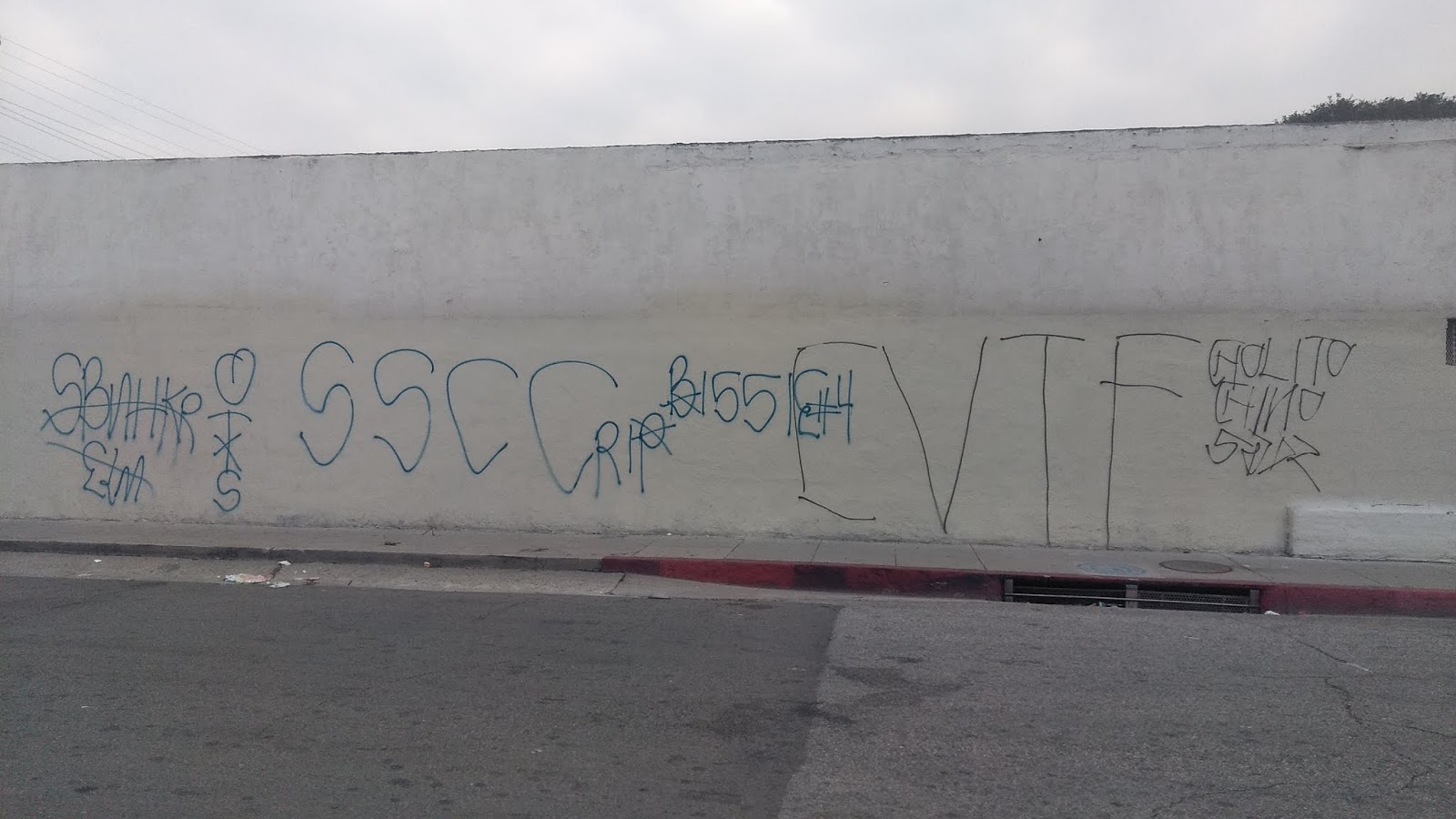 crip gangs graffiti South side compton crip