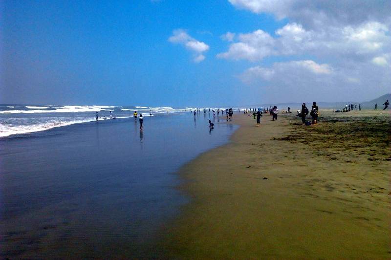 Pantai Cipatujah 8 Wisata Pantai di Tasikmalaya yang Paling Eksotis dan Menarik