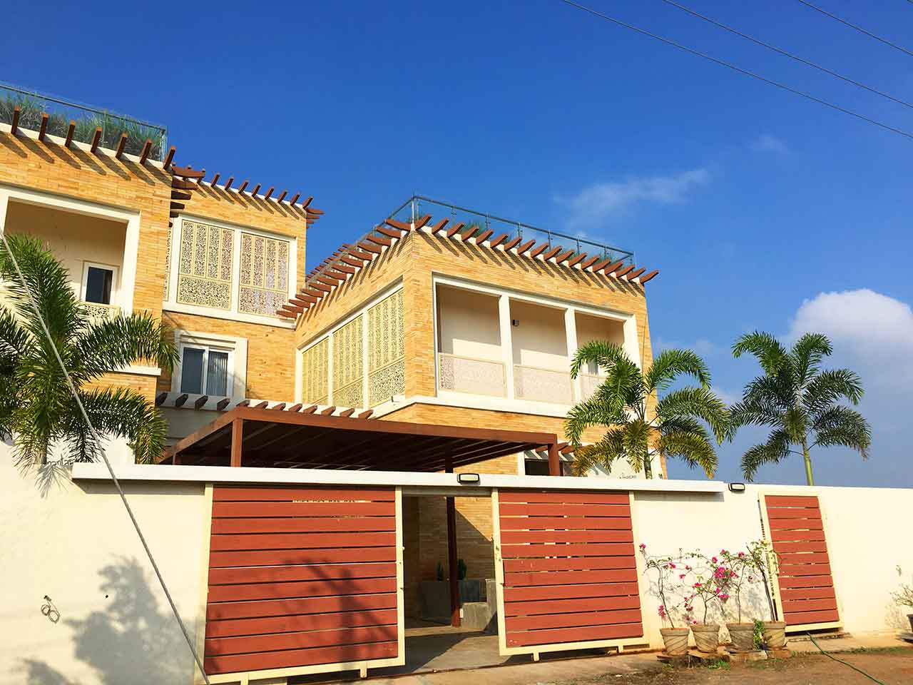 Private Beach Villa in ECR EzeeStays ECR Beach House,Holiday