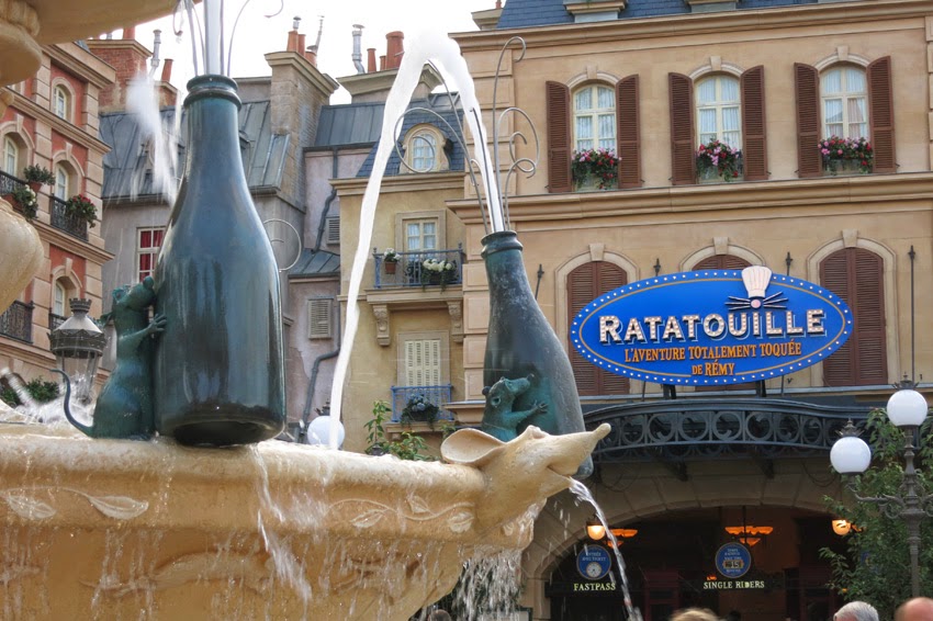 Ratatouille ya ha llegado a Disneyland Paris | Decorar en familia | DEF