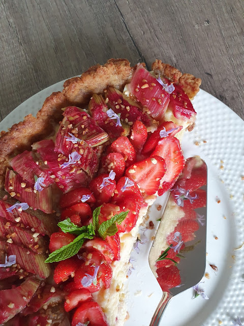 Tarte fraises et rhubarbe; Tarte fraises et rhubarbe