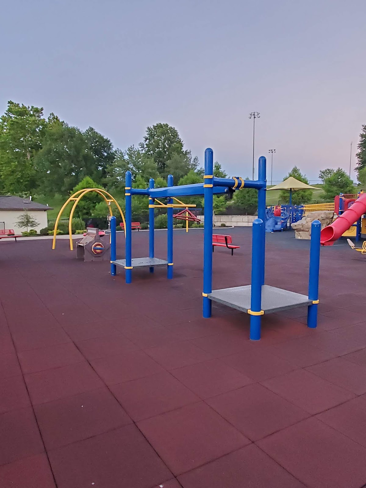 Play St. Louis Bernie Hillermann Park, Washington