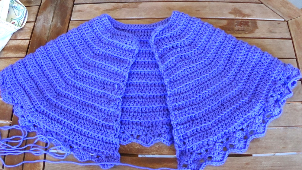 Merry Mary Stories: Cosy Crochet Shawlette!