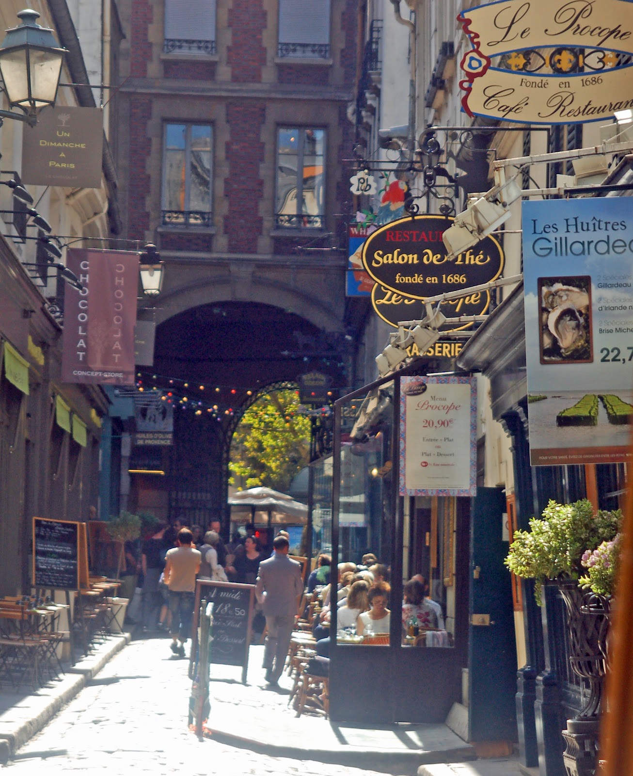 Pour l'amour de Paris {For the