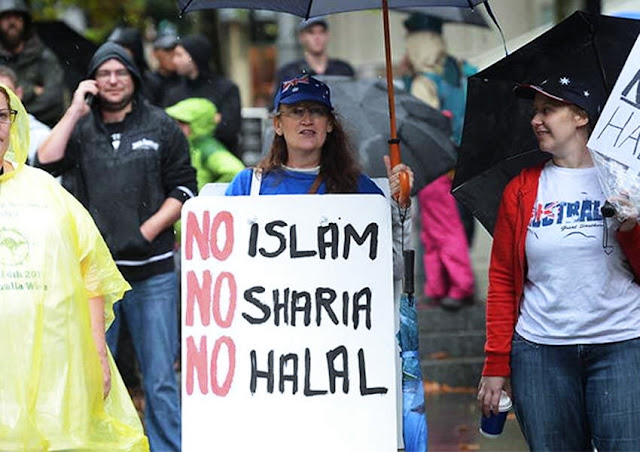 Alquran Diludahi dan Dibakar di Swedia, Kita Sekarang Hidup di Masa Islamofobia