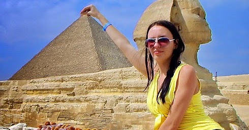 490px x 257px - SHE2I2: Tourists film porn at Giza pyramids, enraging officials