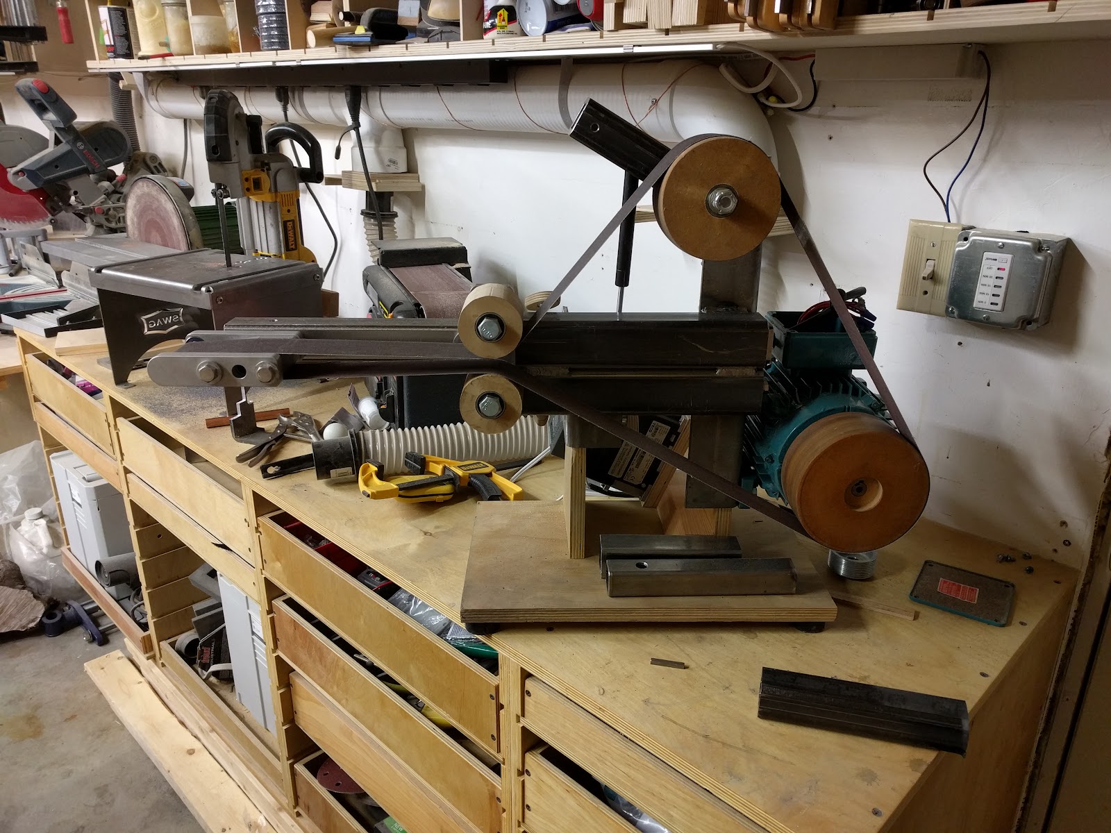 Experience. Improve. Make. Belt grinder tool rest and attachment upgrade