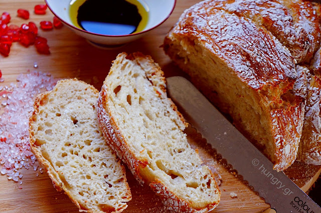 No Knead Bread/ Σπιτικό Ψωμί χωρίς Ζύμωμα