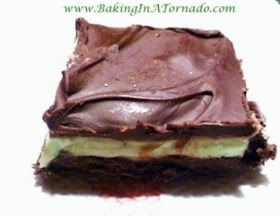 Chocolate Mint Bars | www.BakingInATornado.com | #recipe