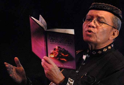 Taufiq Ismail Penyair Dan Sastrawan Indonesia Indephedia Com