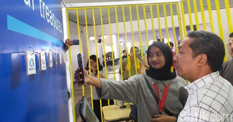 Universitas Untuk Rakyat Inovasi Teknologi di Bandung