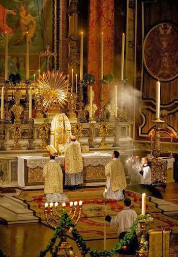 Eucaristía en el Camino Neocatecumenal: Significado y tradición de los