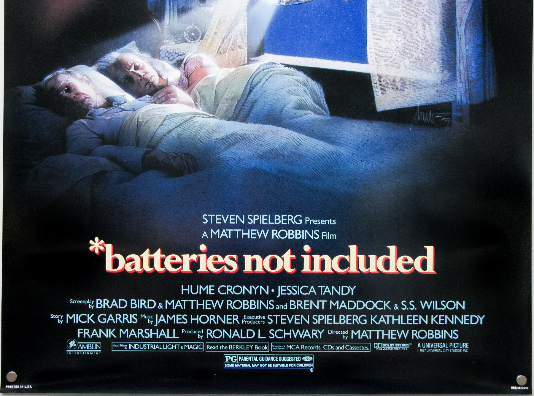Disparatado Treintañero "Batteries Not Included/Nuestros maravillosos