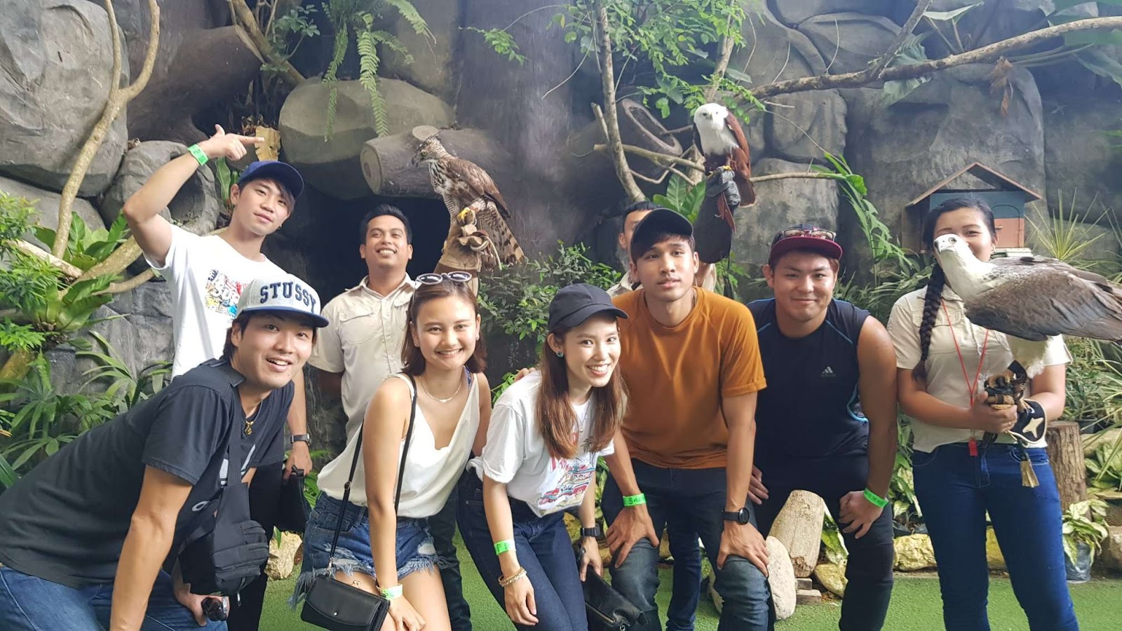 Friendship never dies